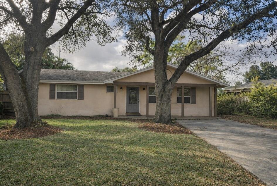 LYNNWOOD HOMESITES - Residential