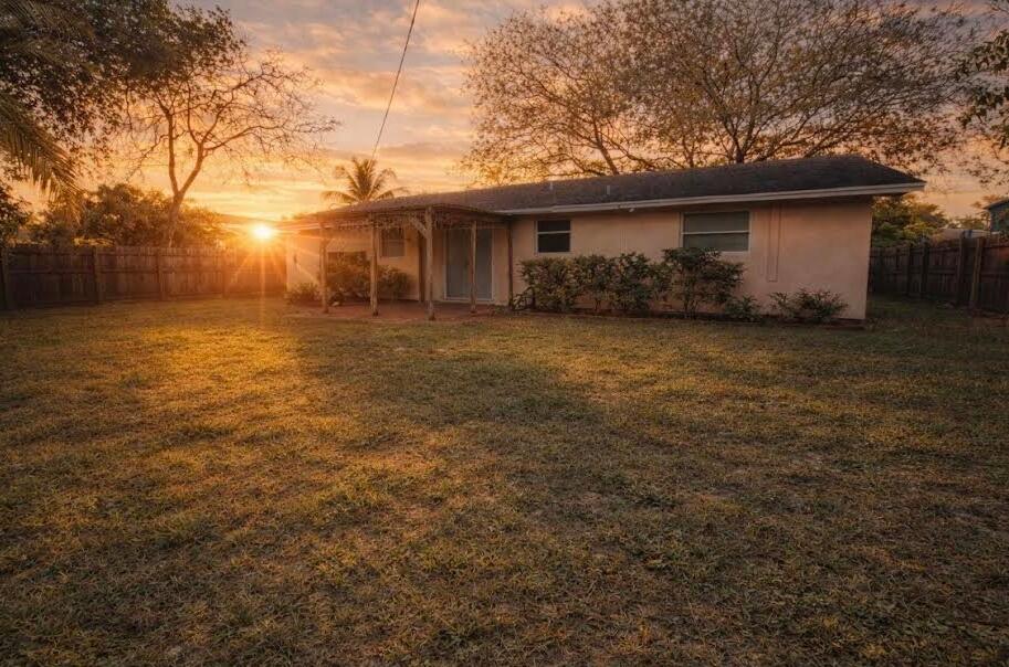 LYNNWOOD HOMESITES - Residential