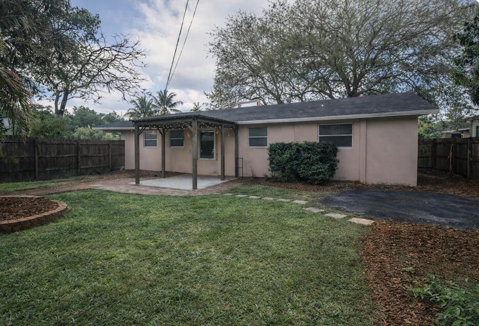 LYNNWOOD HOMESITES - Residential