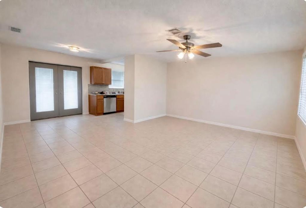 Photo of 823 Lynwood, Lake Worth Beach, FL 33461 (MLS # B26001137)