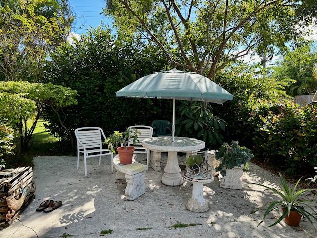 LAKE WORTH TOWN OF - Residential Lease