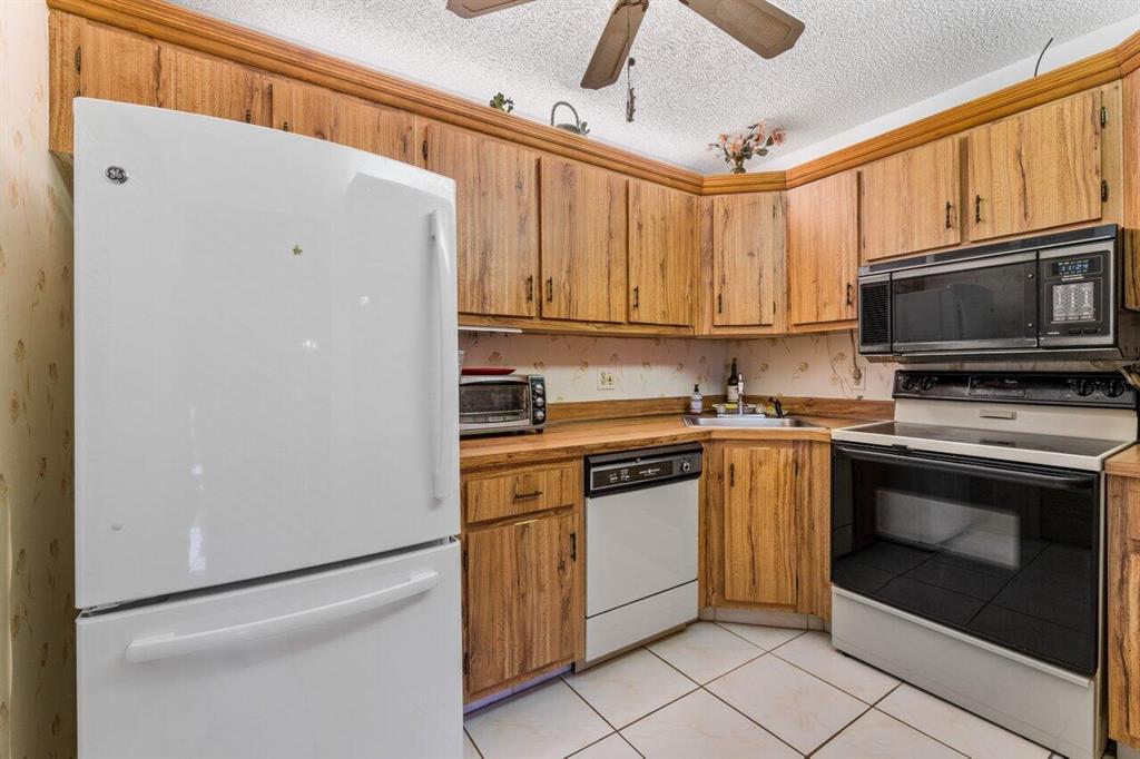 PINE RIDGE NORTH I CONDO - Residential