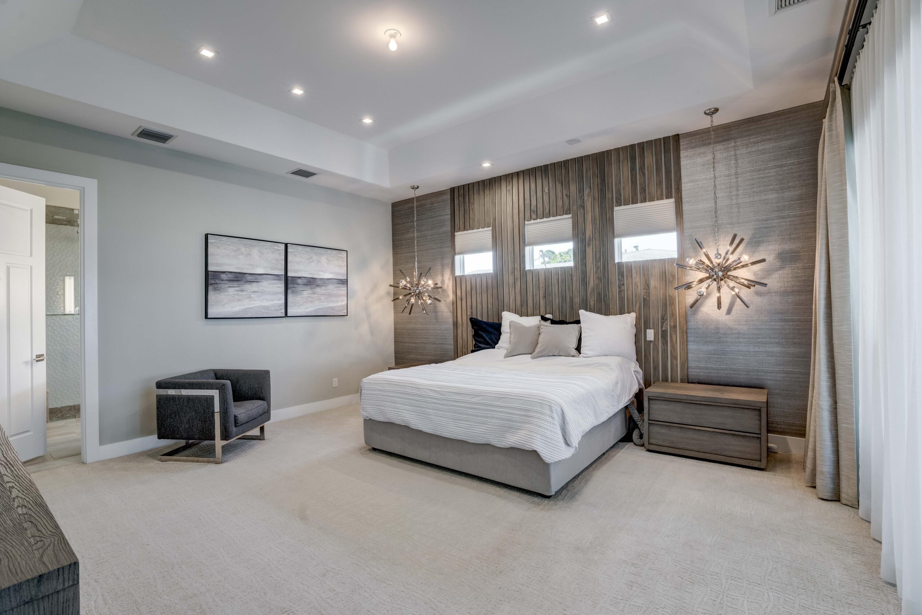 EDGEWATER PARK - Residential