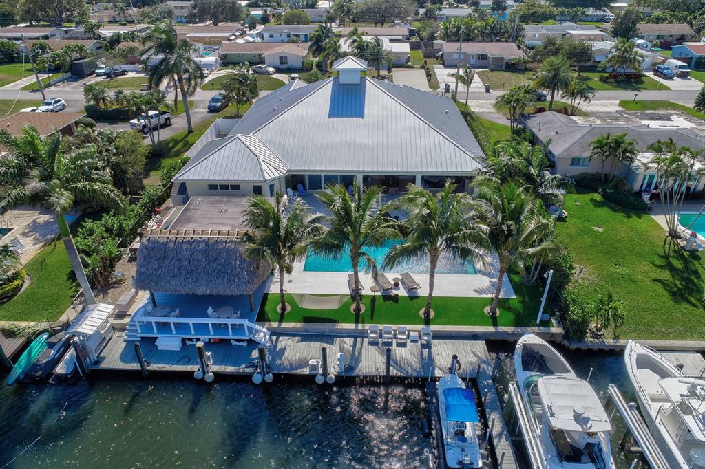 EDGEWATER PARK - Residential