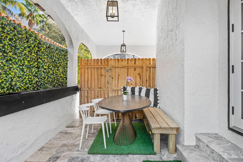 BRELSFORD PARK - Residential