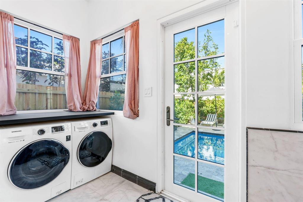 BRELSFORD PARK - Residential