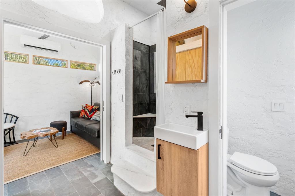 BRELSFORD PARK - Residential