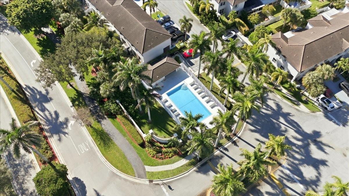 Sterling Place-Pembroke S - Residential