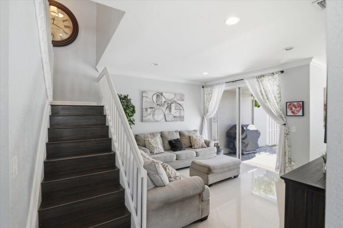 Sterling Place-Pembroke S - Residential