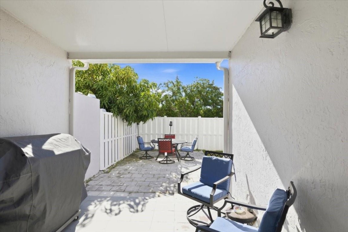 Sterling Place-Pembroke S - Residential