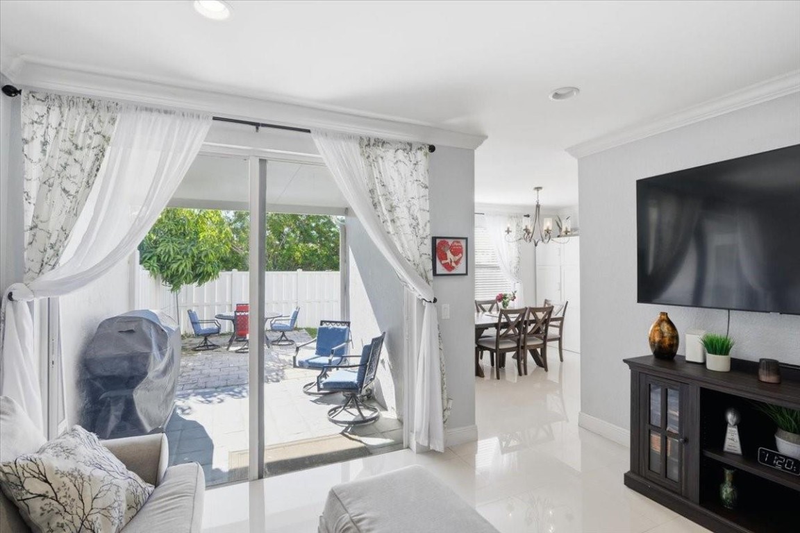 Sterling Place-Pembroke S - Residential