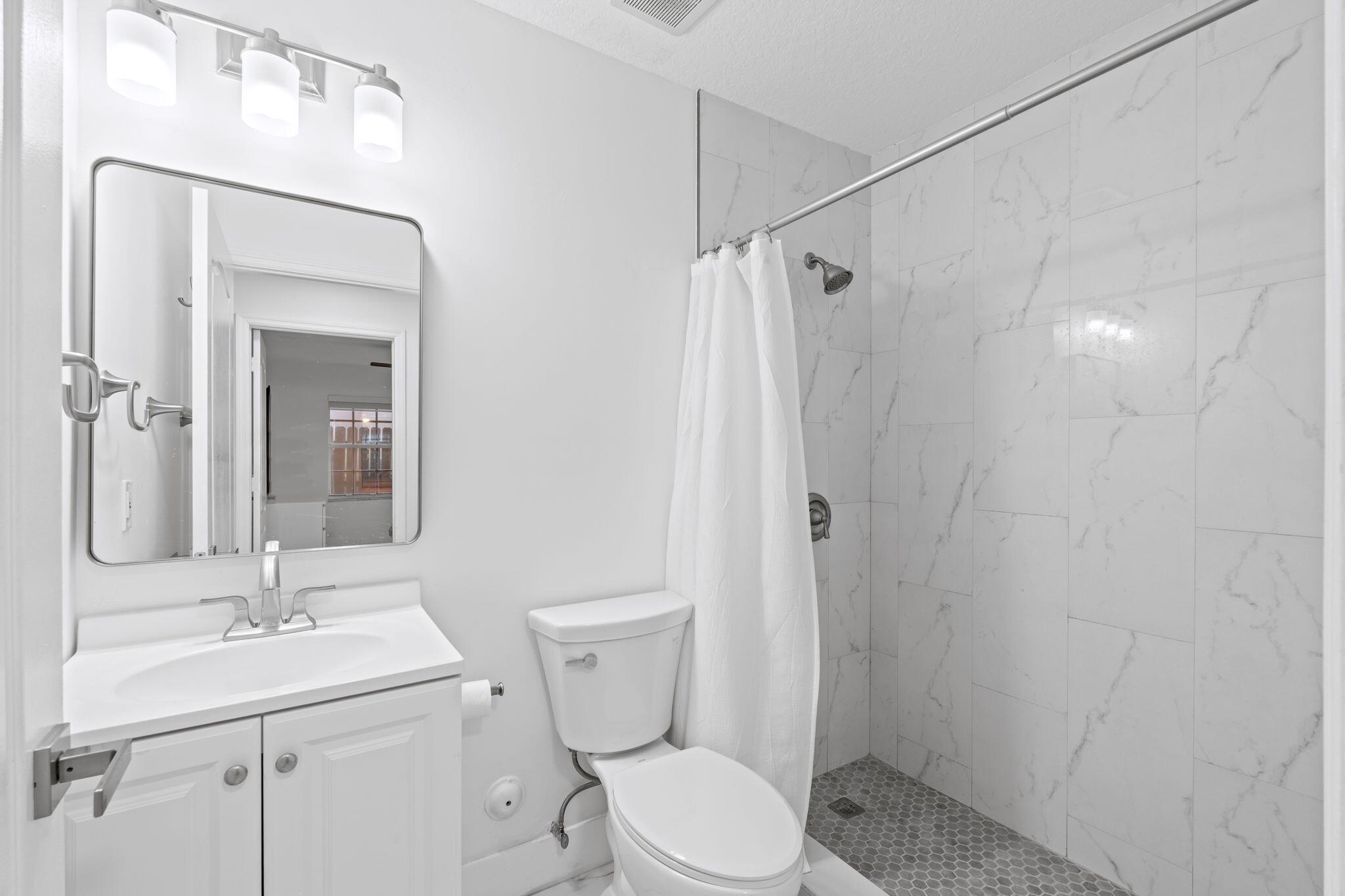 FOREST LAKES ESTATES SEC - Residential