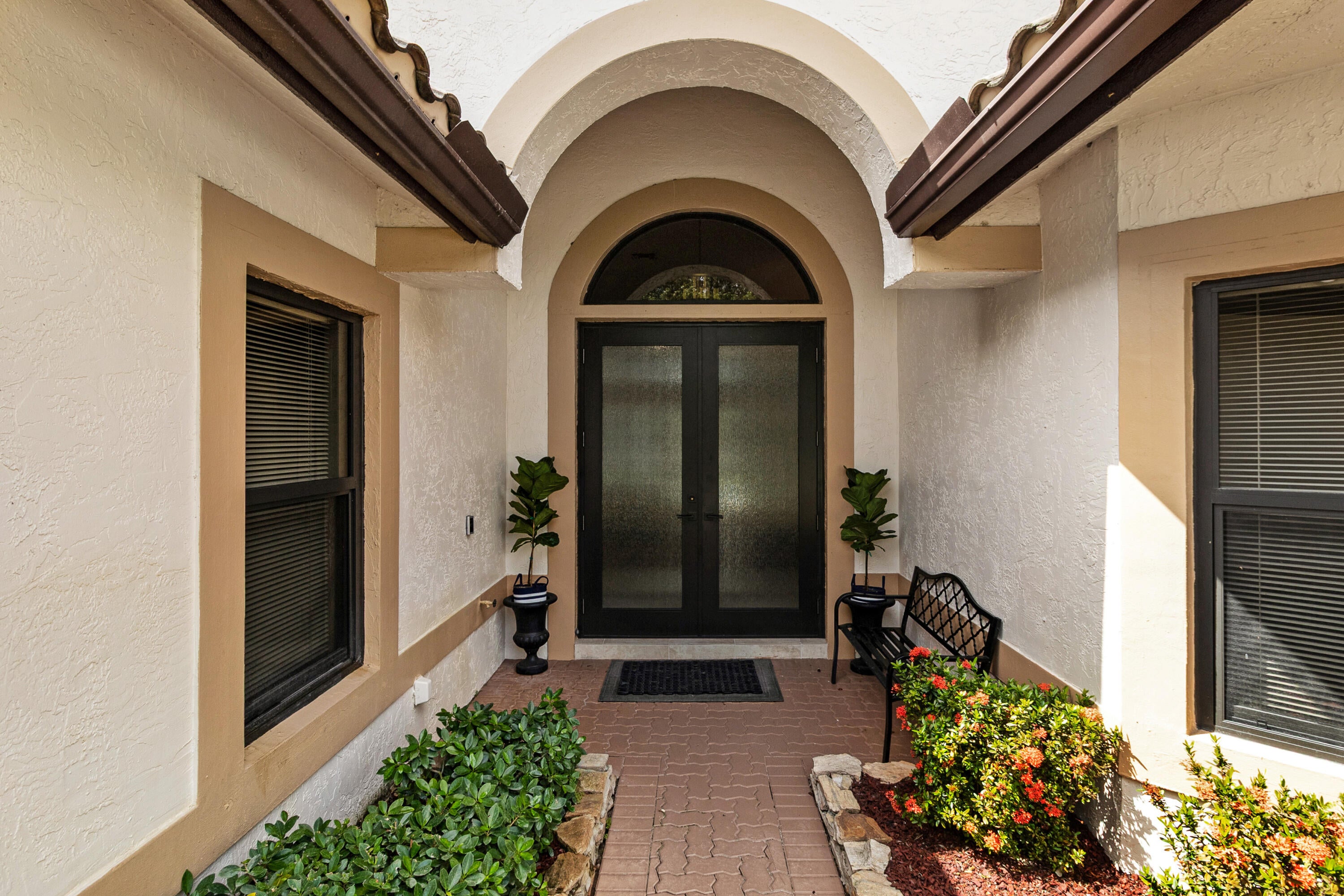 10120 NW 59th Court