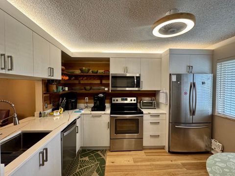 6698 10th Avenue N 401 Greenacres FL 33467