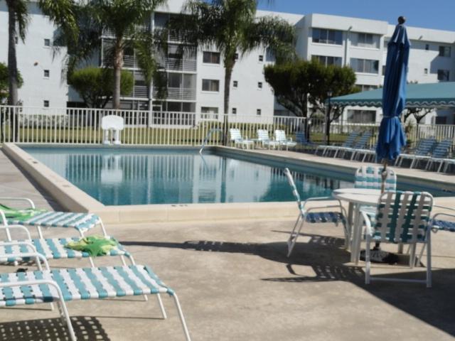 HAMLET AT POINCIANA CONDO - Residential