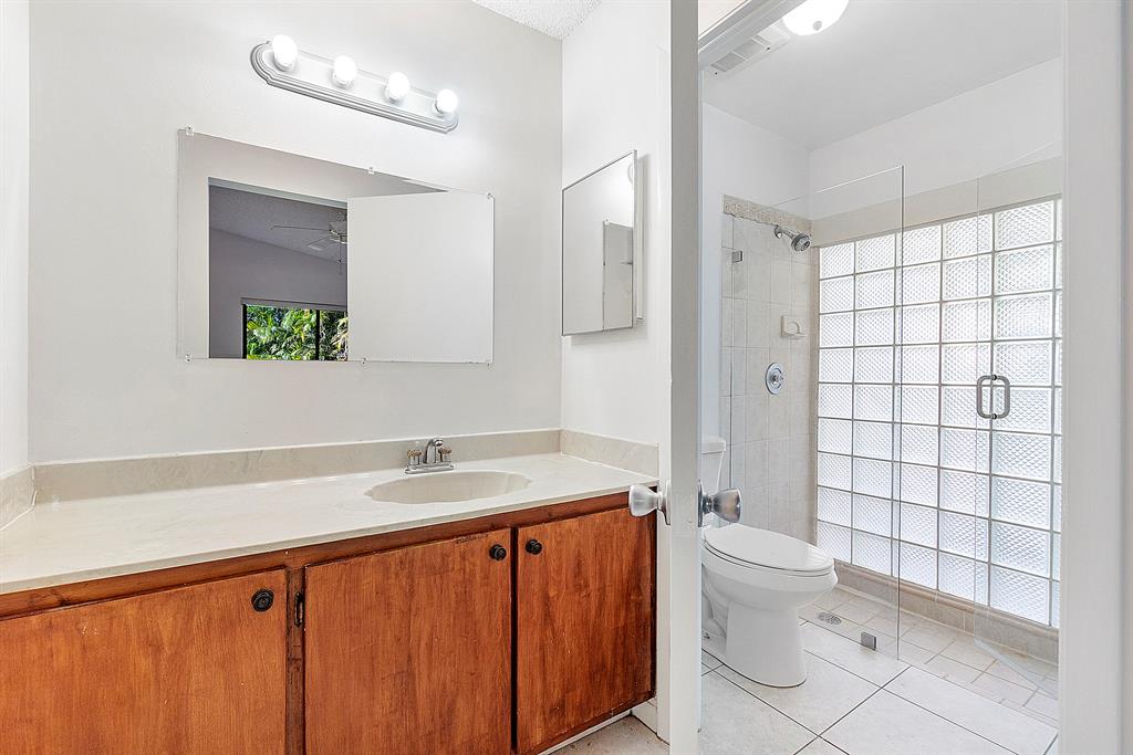 BOYNTON LAKES 2 - Residential