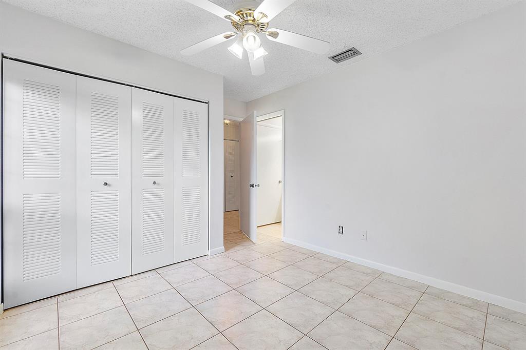 BOYNTON LAKES 2 - Residential