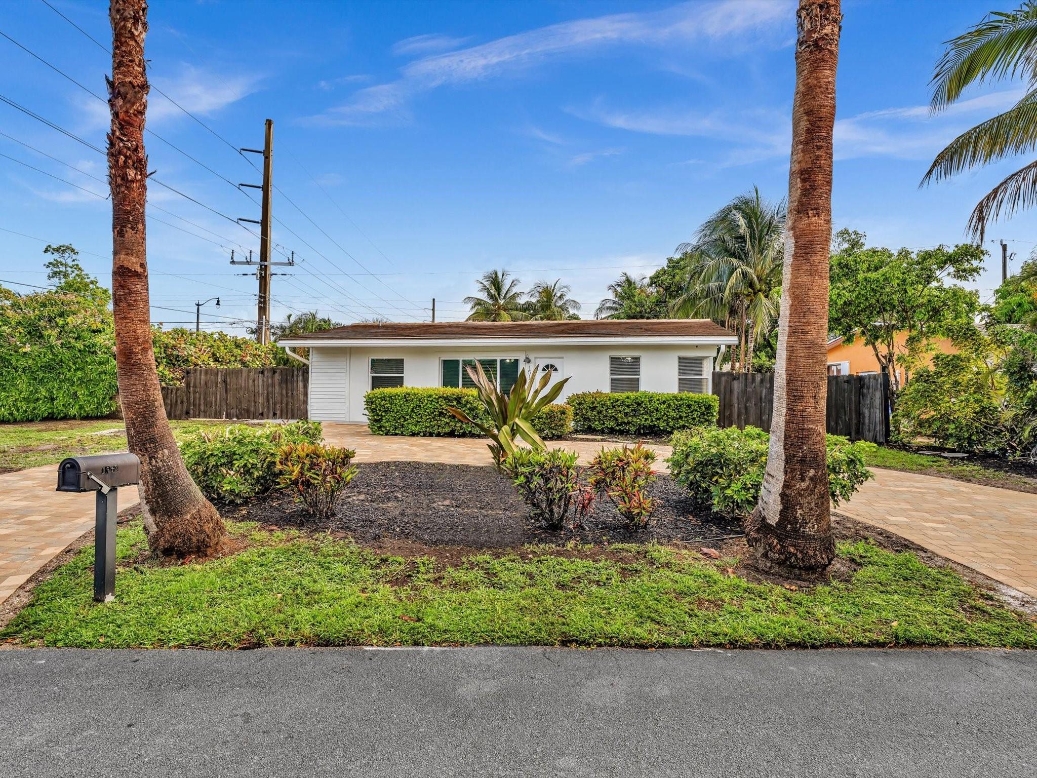 1513 NE 30th Ct