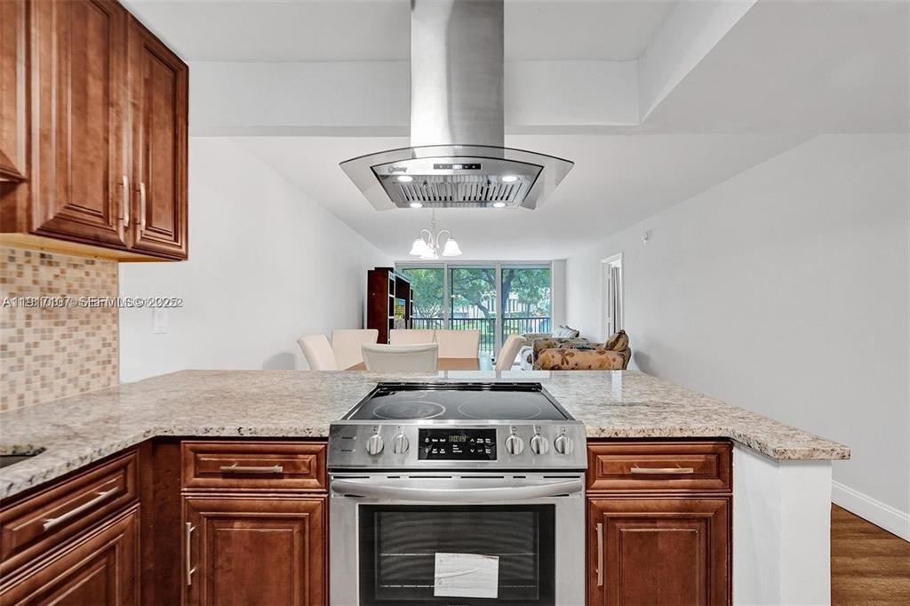 3801 ENVIRON Boulevard 214