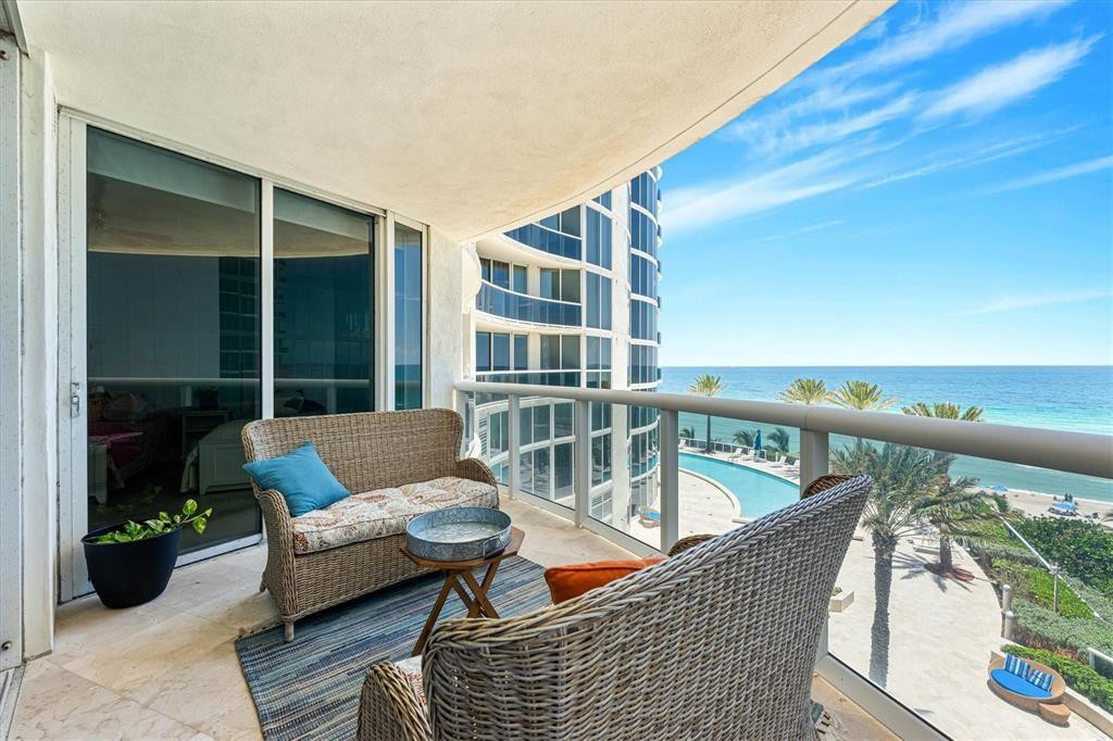 OCEAN FOUR CONDO - Residential Lease