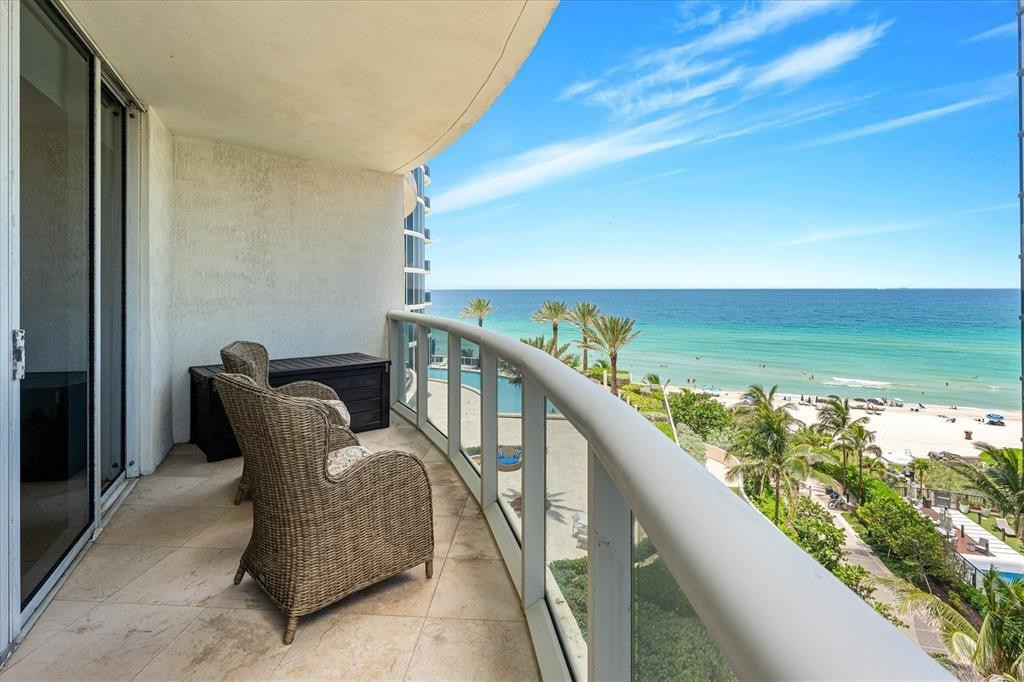OCEAN FOUR CONDO - Residential Lease