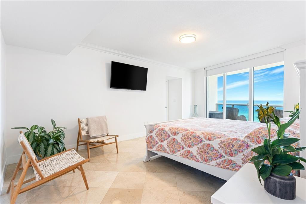 OCEAN FOUR CONDO - Residential Lease