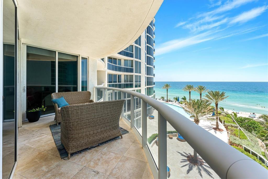 OCEAN FOUR CONDO - Residential Lease