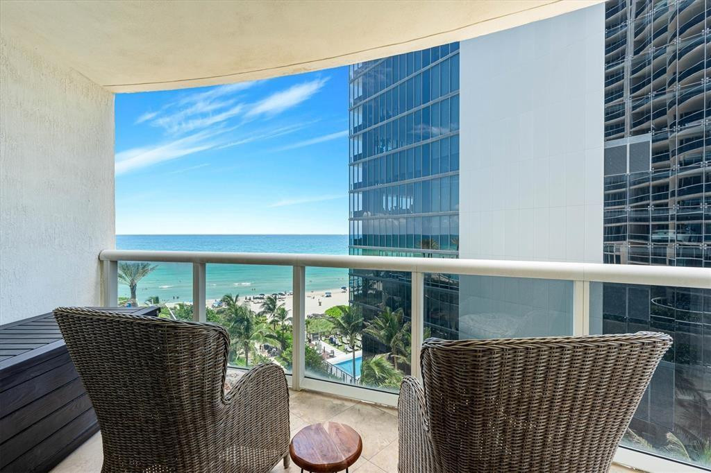 OCEAN FOUR CONDO - Residential Lease