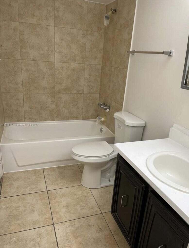 MONTECARLO CONDO - Residential