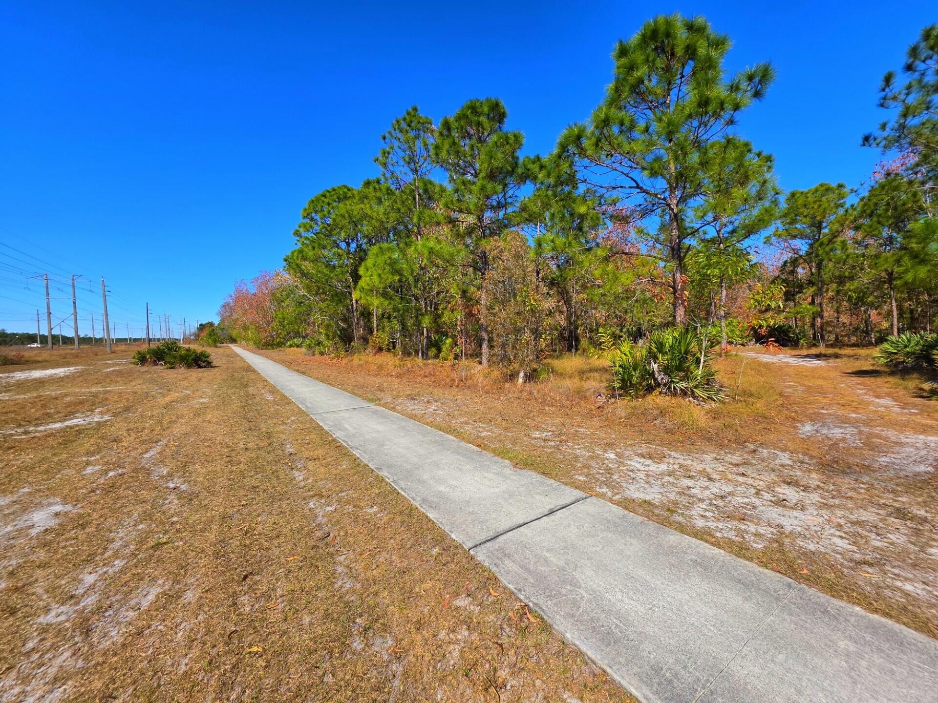 METES AND BOUNDS - Land