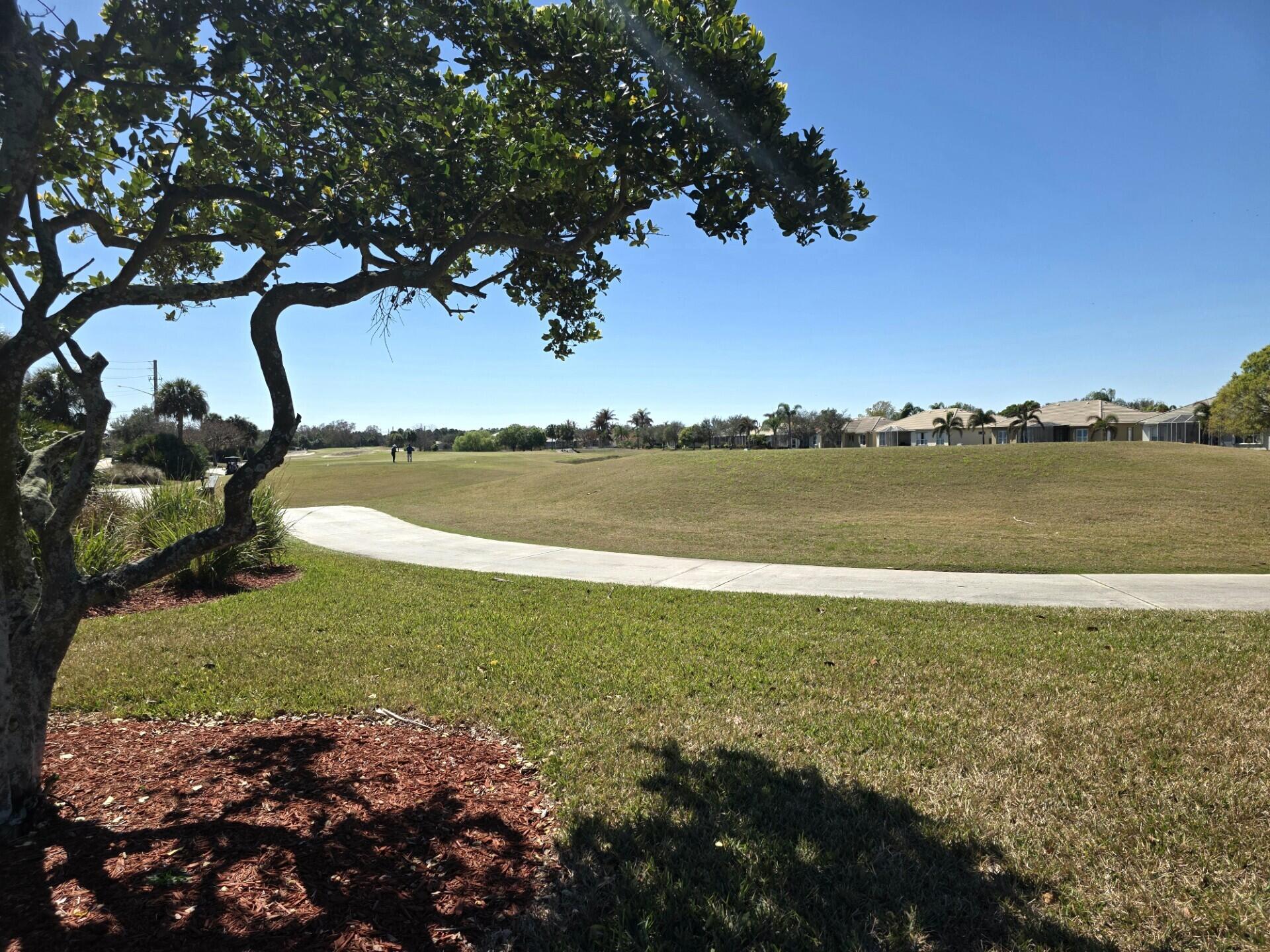 METES AND BOUNDS - Land