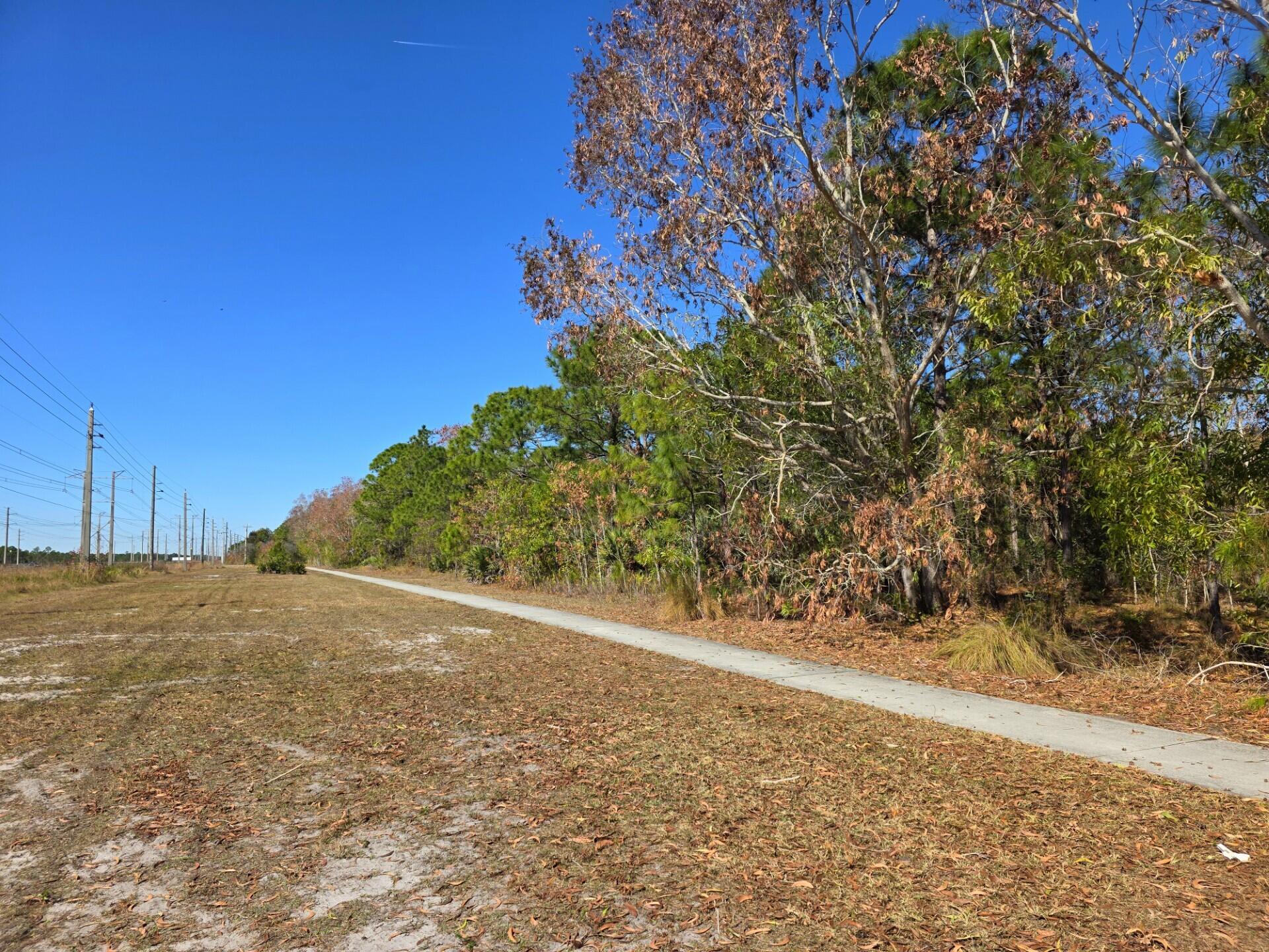 METES AND BOUNDS - Land