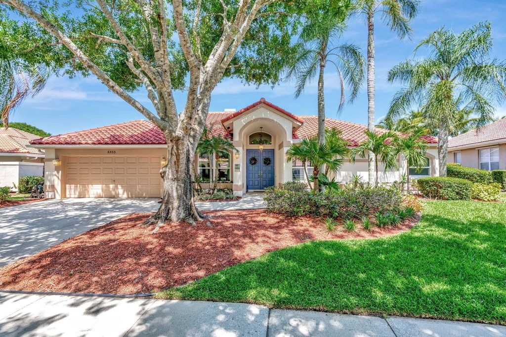 Photo of 6533 Winding Lake Drive, Jupiter, FL 33458 (MLS # R11086234)