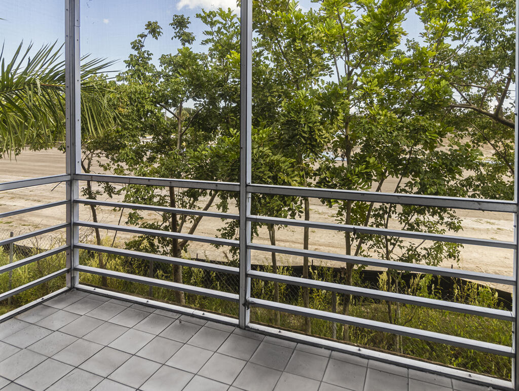 Century Village - GOLFS EDGE CONDOS A THRU G - Residential