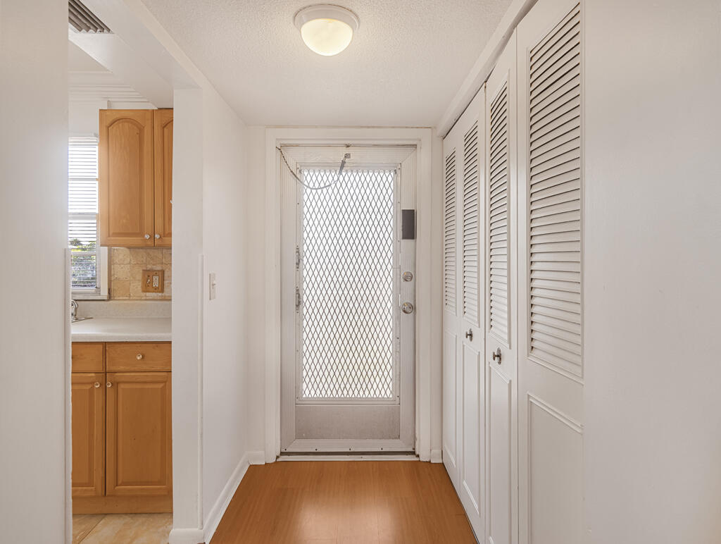 Century Village - GOLFS EDGE CONDOS A THRU G - Residential