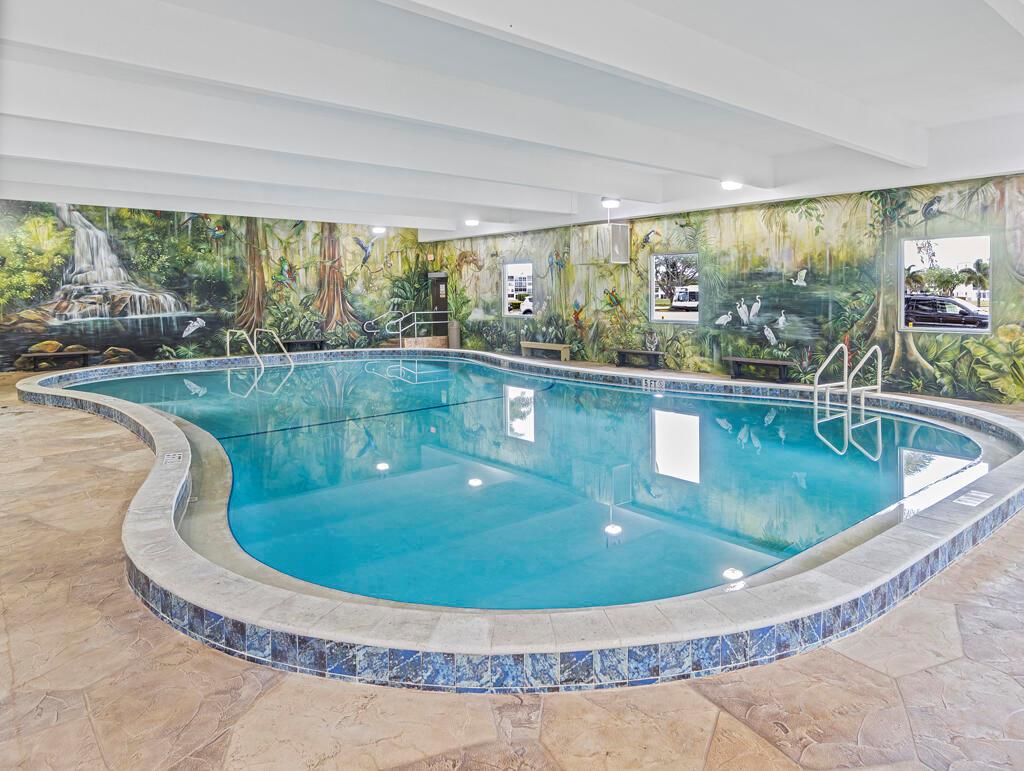 Century Village - GOLFS E - Residential