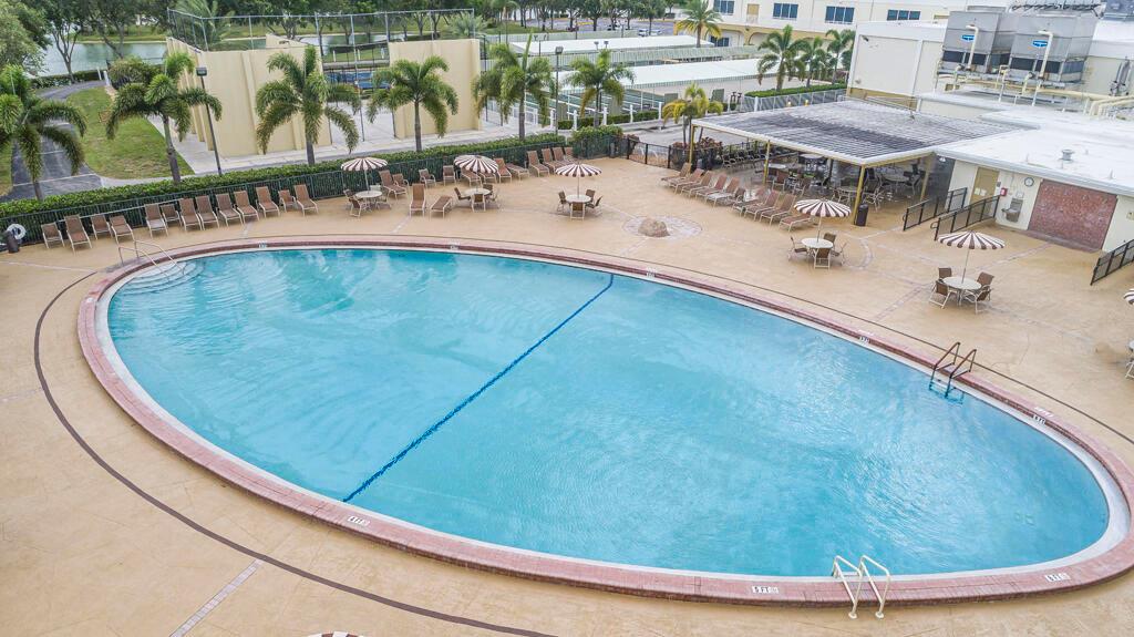 Century Village - GOLFS E - Residential