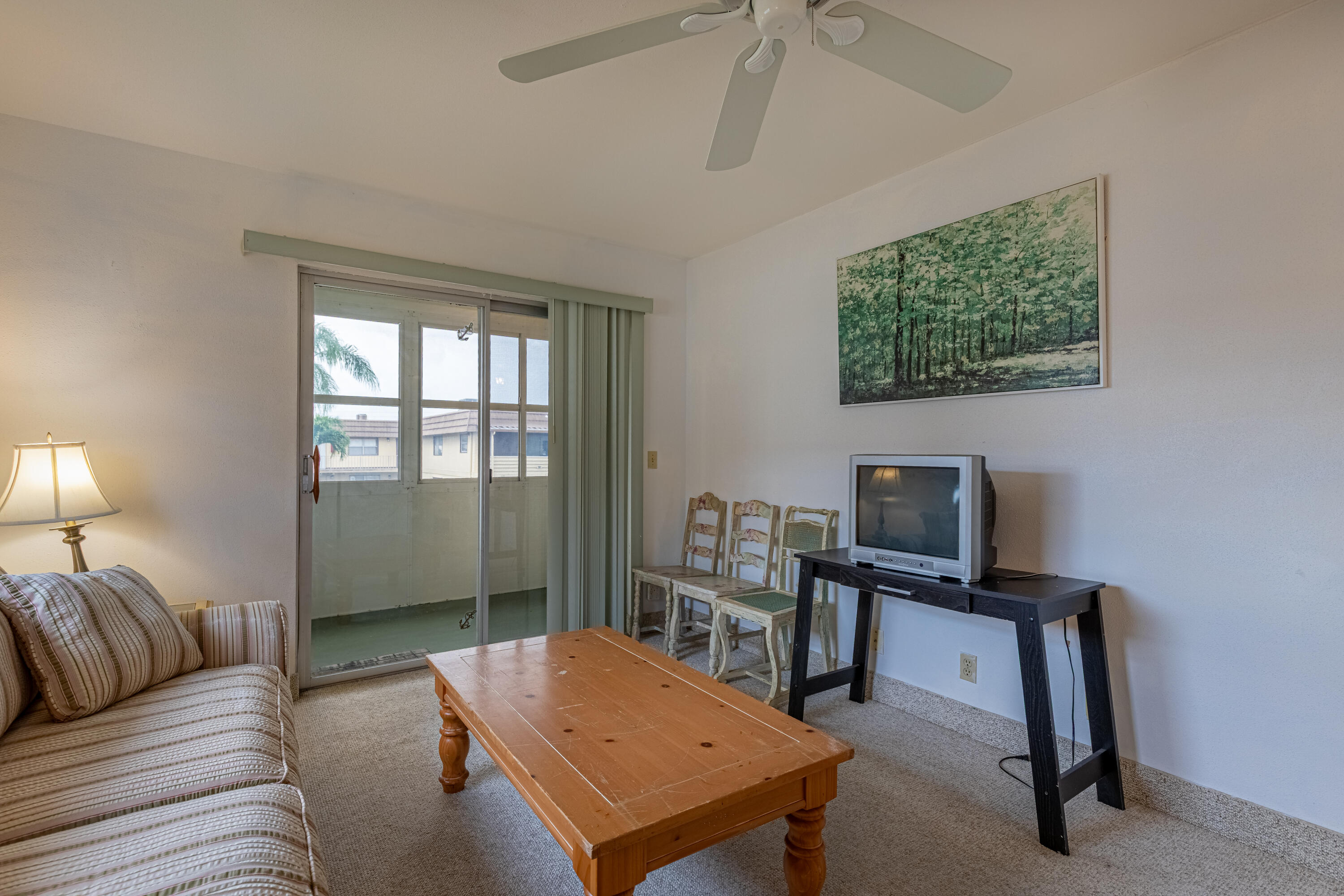 KINGS POINT SAXONY CONDOS - Residential