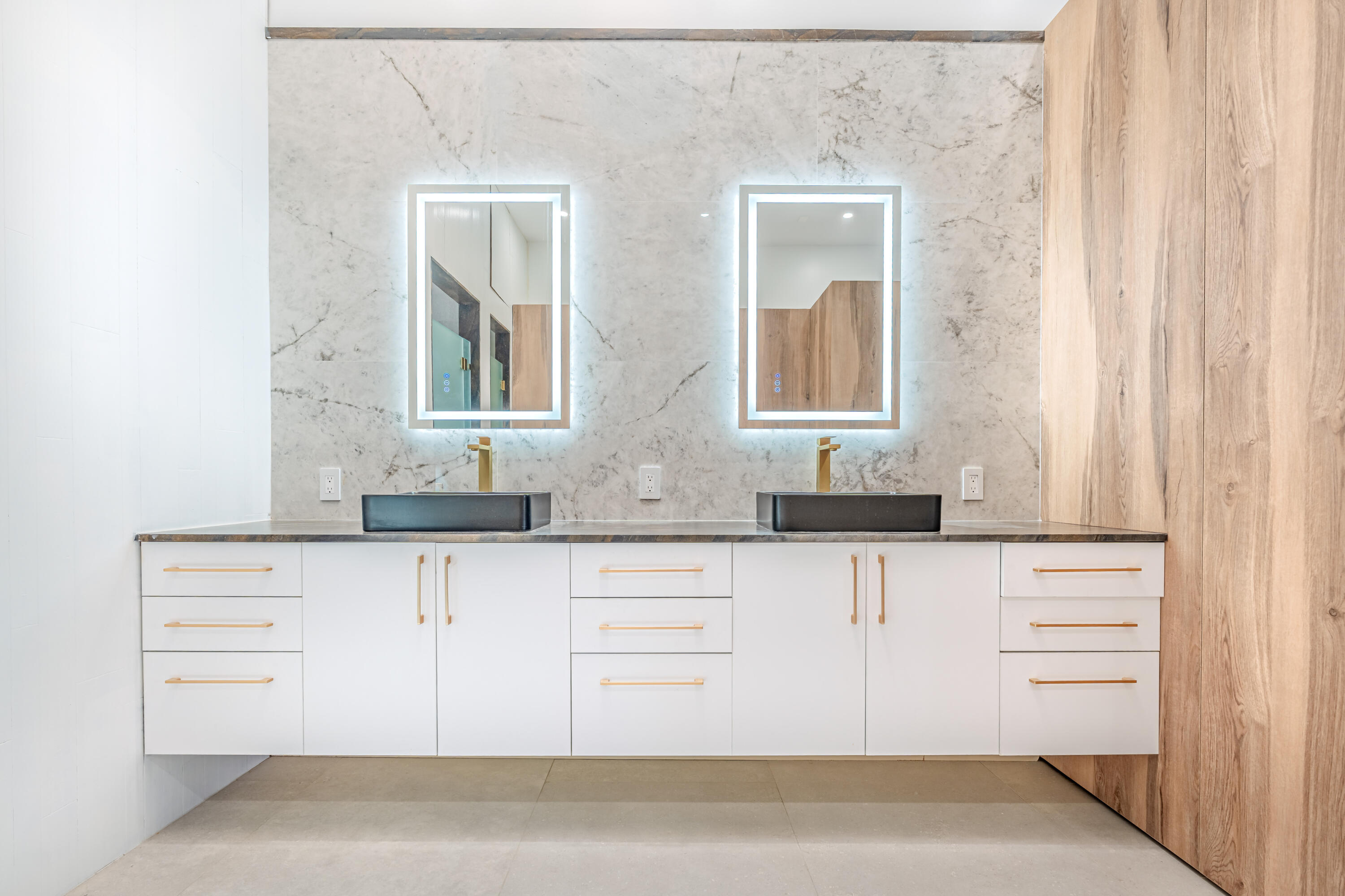 EASTPOINTE SUB 12 C - Residential