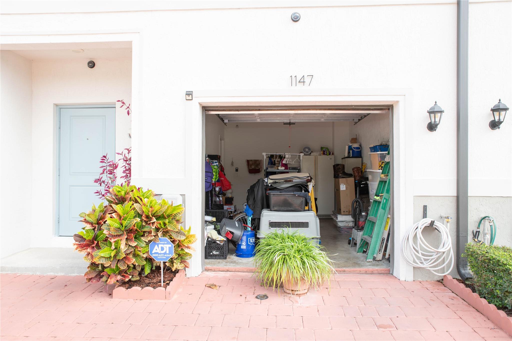 REGAL PALM SUBDIVISION - Residential Lease