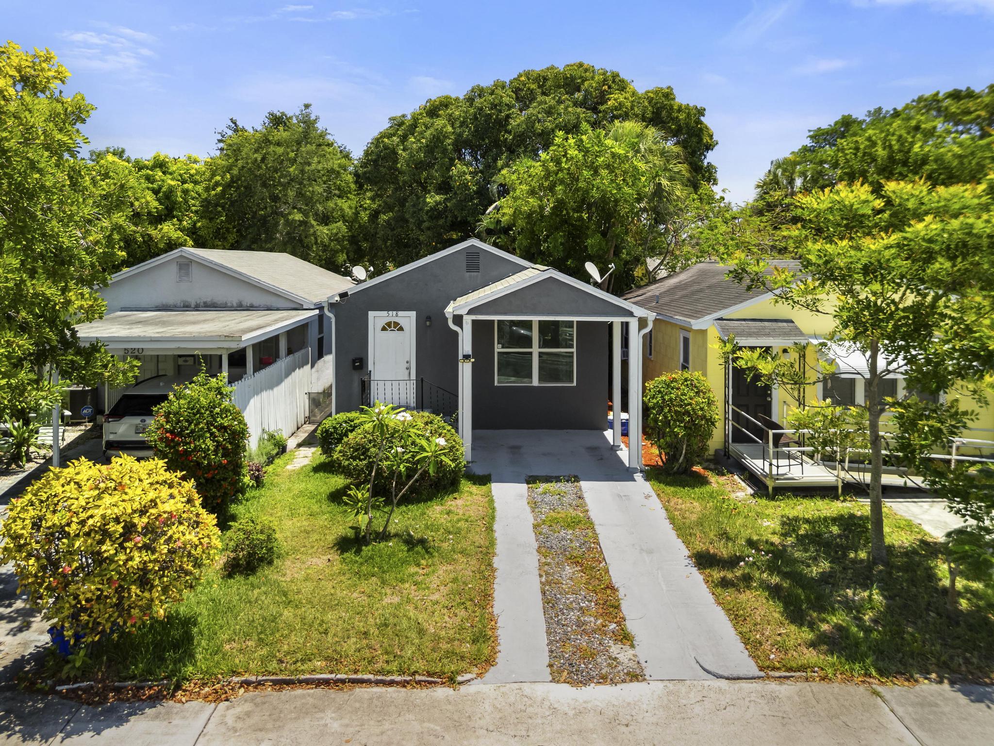 LAKE WORTH TOWN OF - Residential
