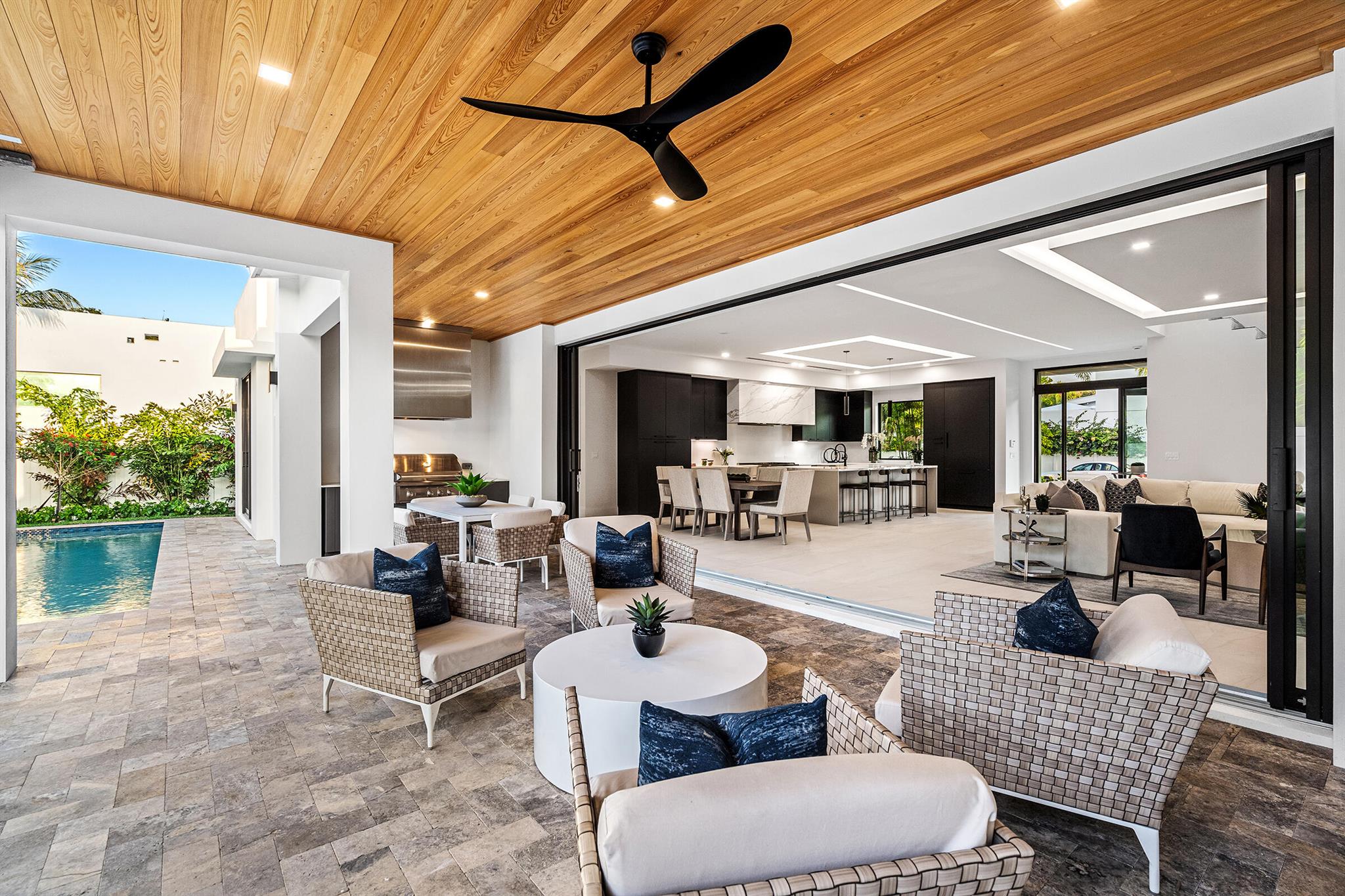 PINEAPPLE ROAD PLAT - Residential