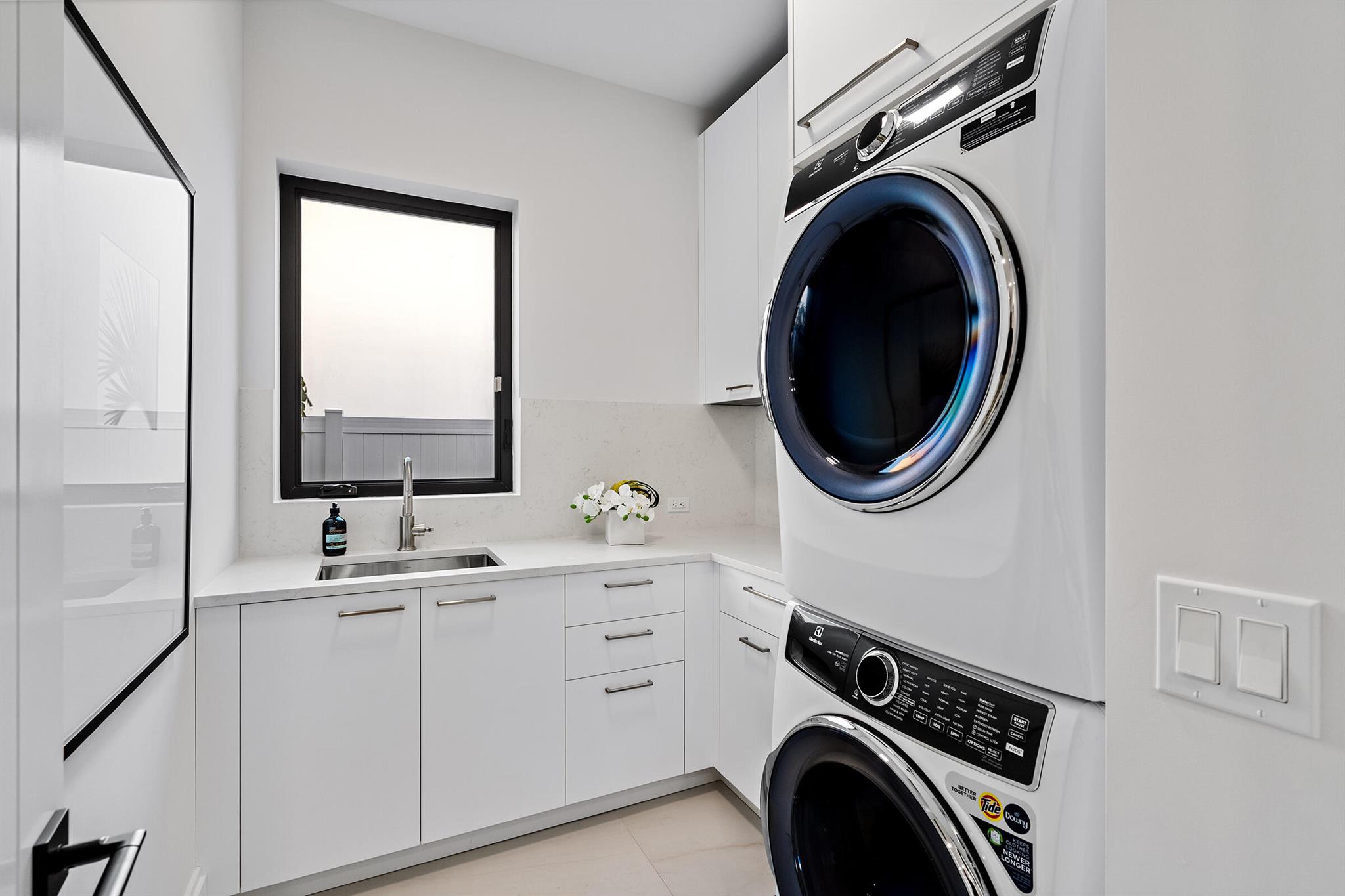 PINEAPPLE ROAD PLAT - Residential