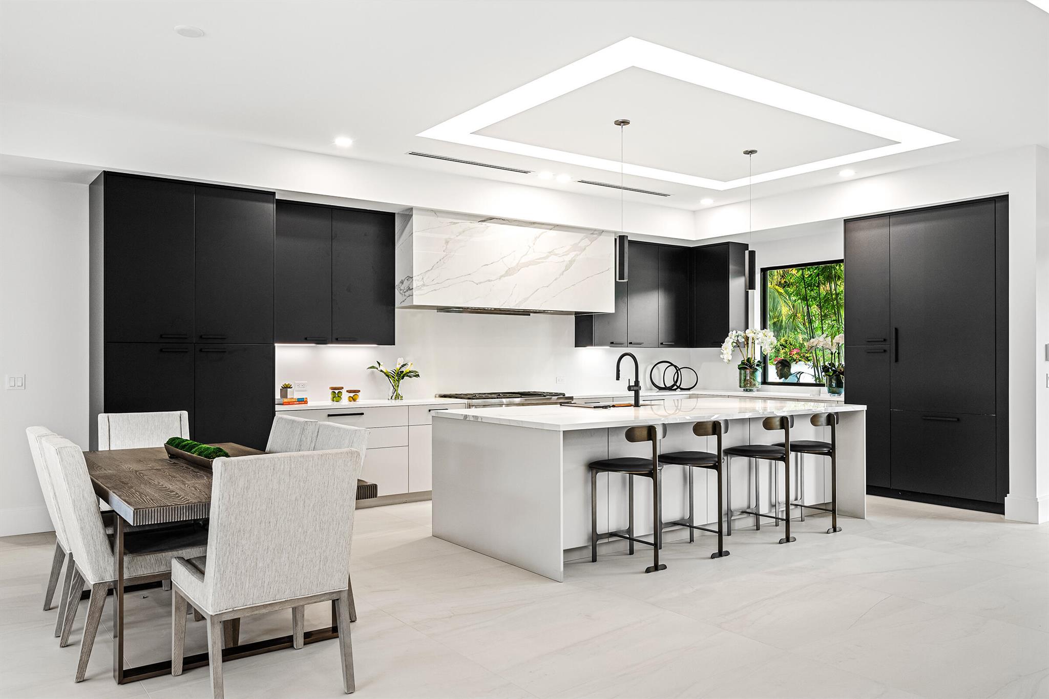 PINEAPPLE ROAD PLAT - Residential