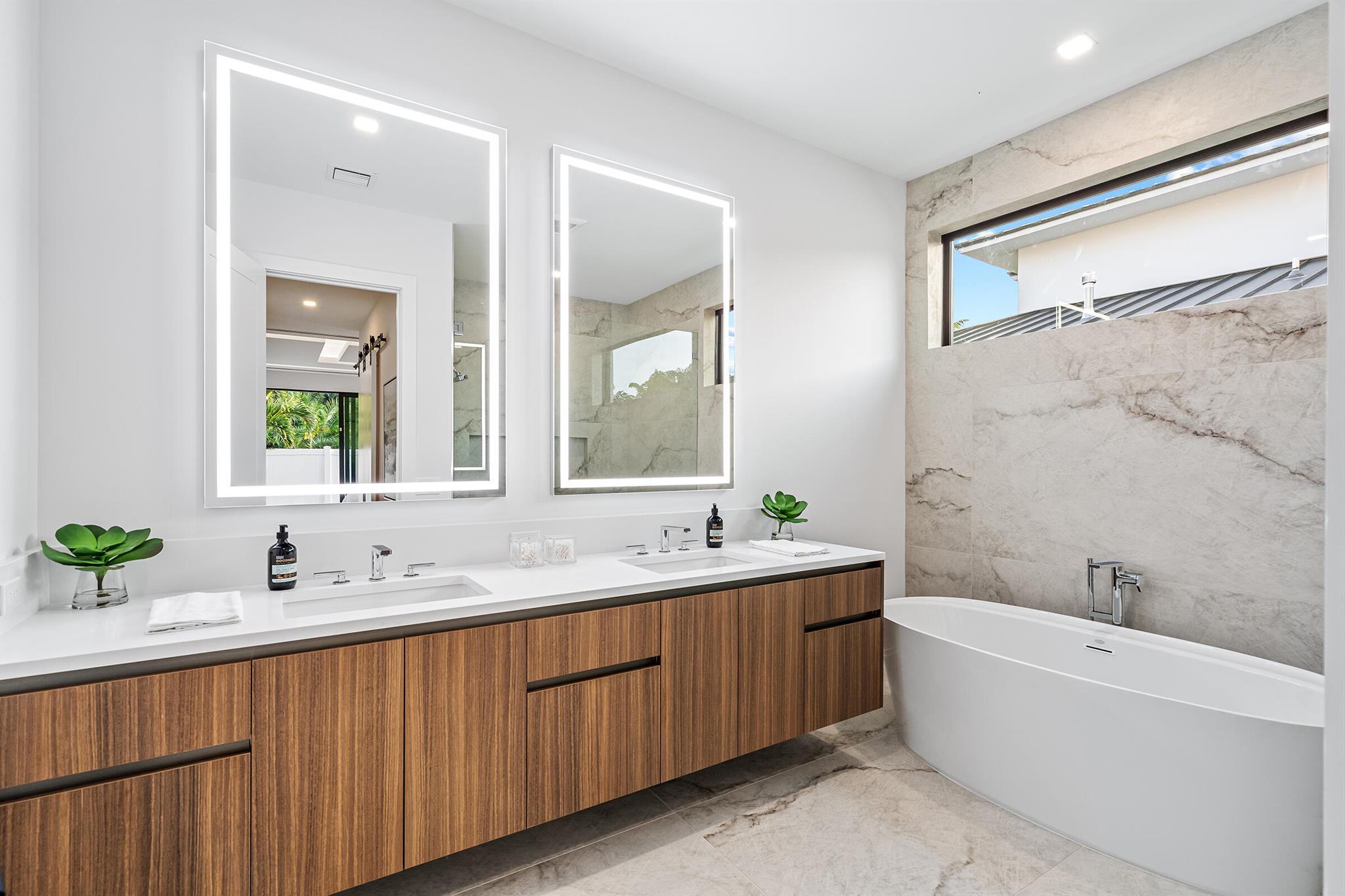 PINEAPPLE ROAD PLAT - Residential