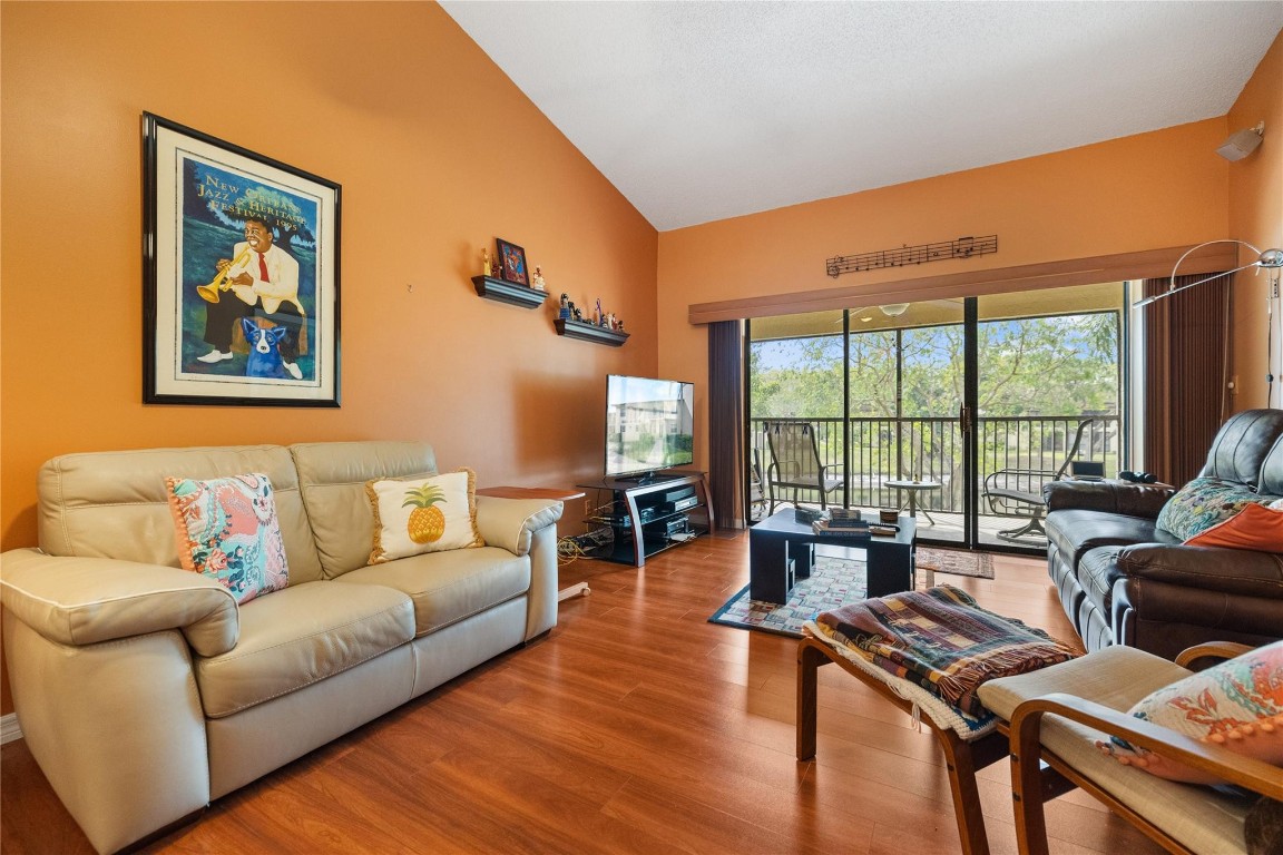 POND APPLE PLACE IV-C CON - Residential