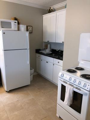 BAGATTELLE CONDO - Residential Lease