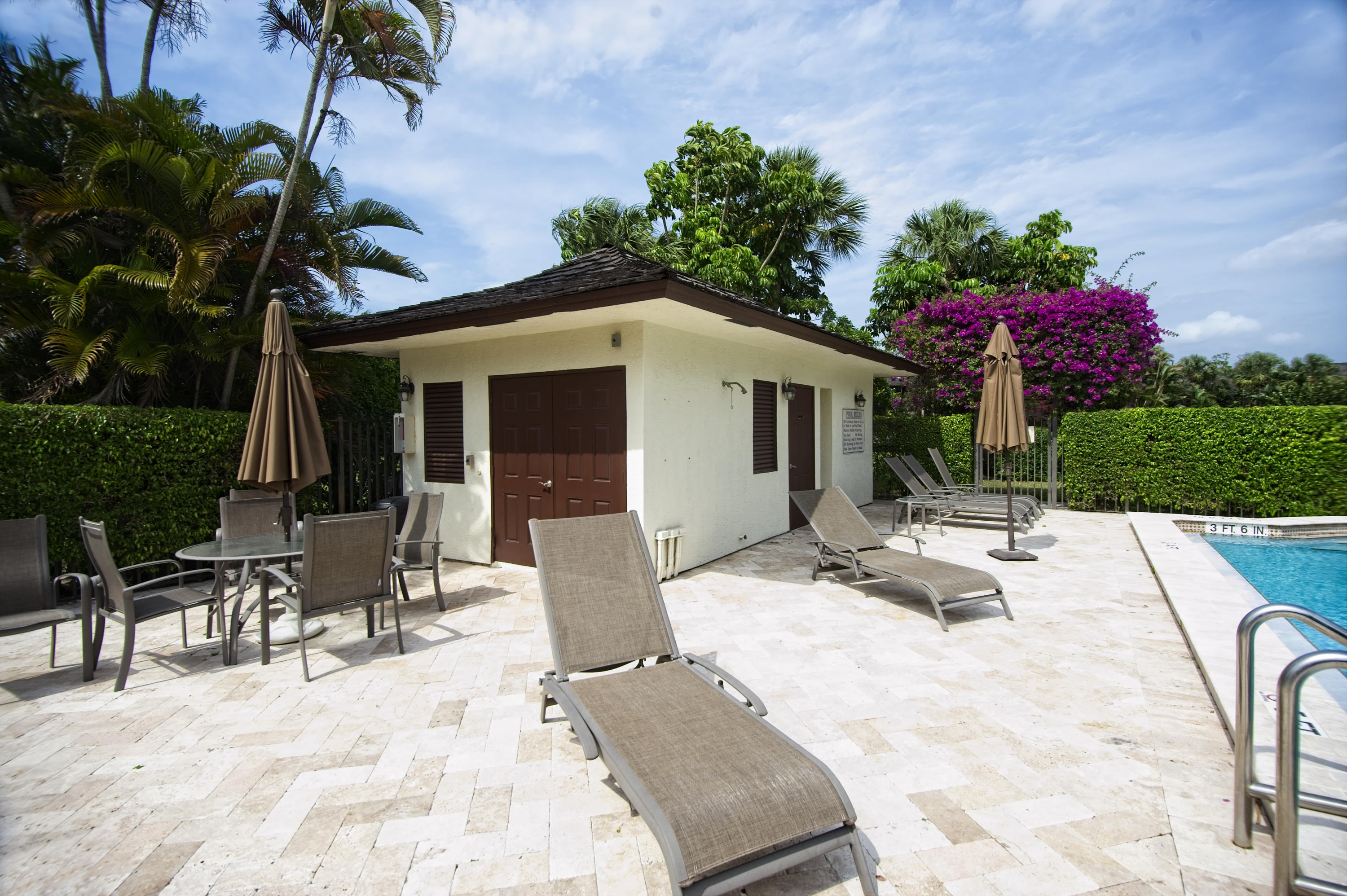 BAGATTELLE CONDO - Residential Lease