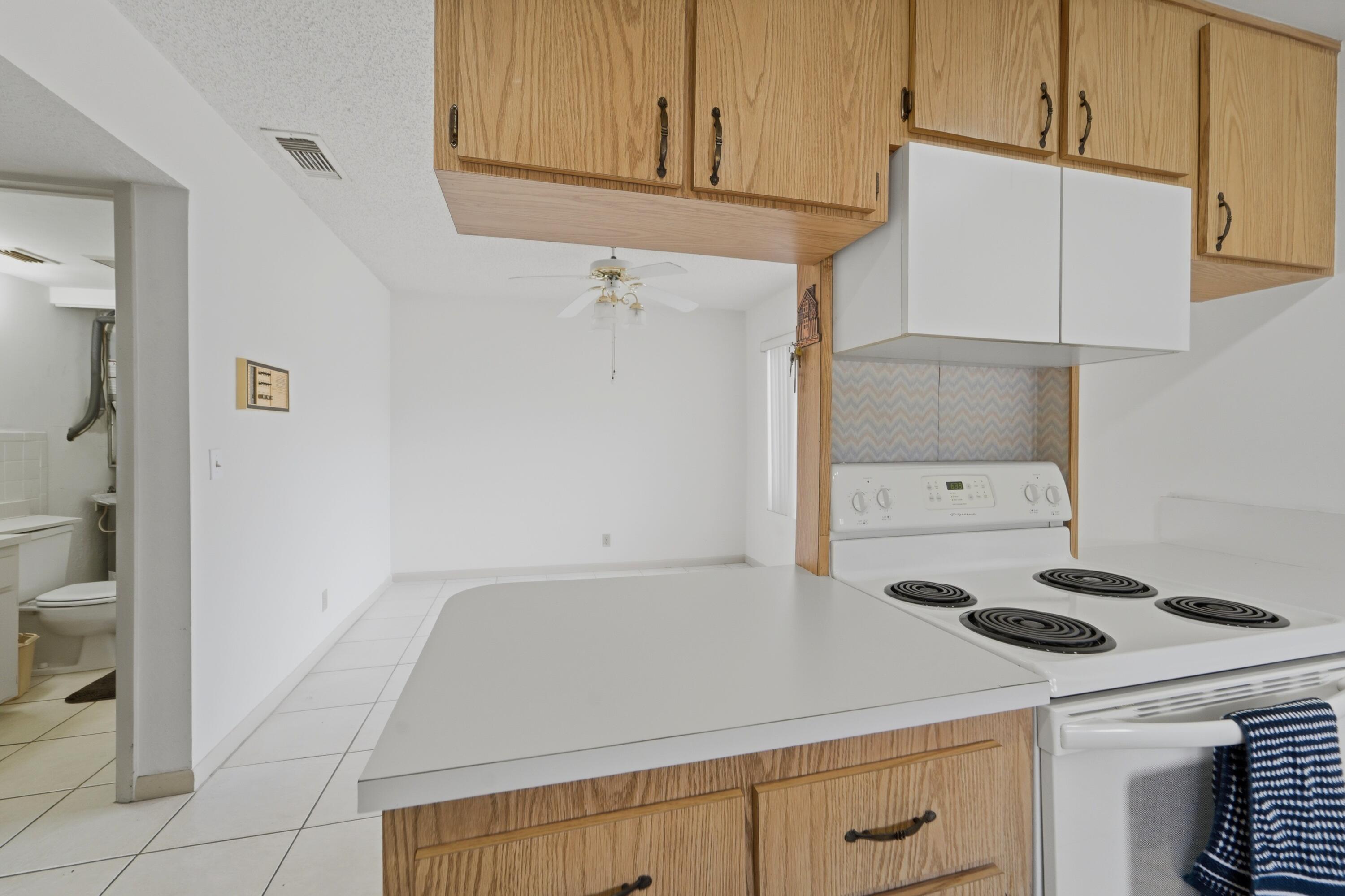 950 S KANNER HWY TH-133 Highway 133