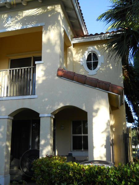 LINKS AT EMERALD DUNES CONDO - Residential